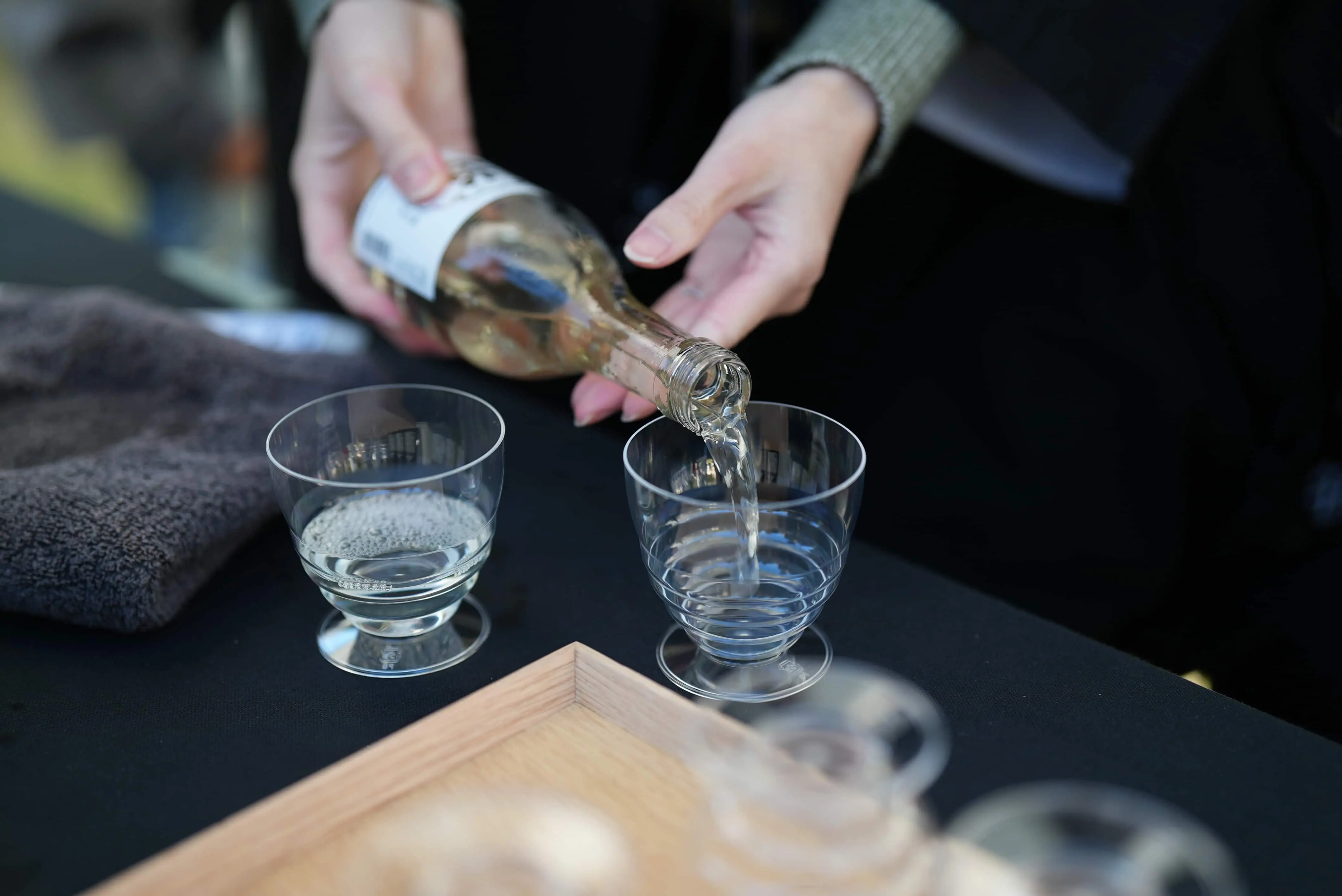 ワインサービング